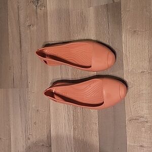 Crocs Sienna Flat Low Top Rubber Pink Shoes Womens Shoes Size 10